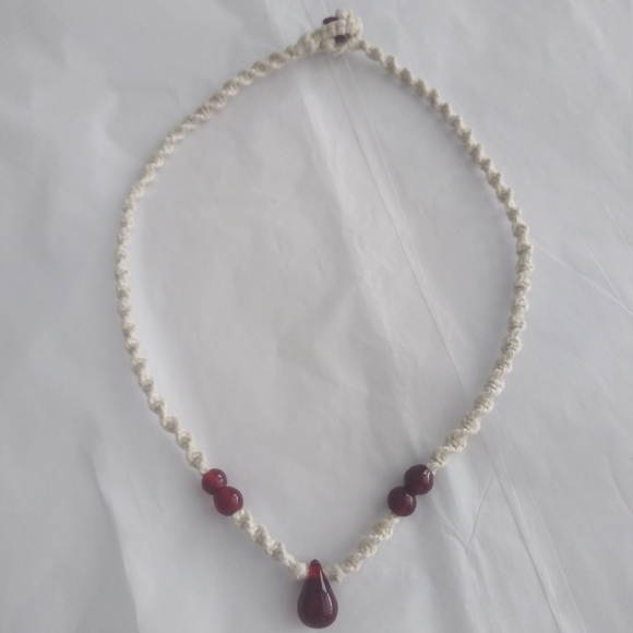 Twisted Teardrop Hemp Necklace - Picture 4 of 7